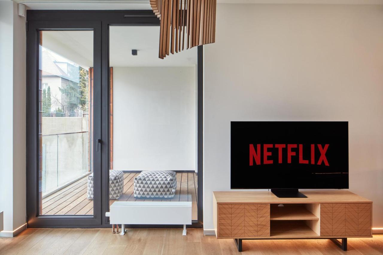 Prague Days - Stylish Apartments With Terrace - Parking - Quiet Area エクステリア 写真