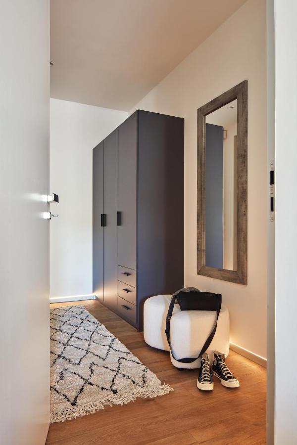 Prague Days - Stylish Apartments With Terrace - Parking - Quiet Area エクステリア 写真