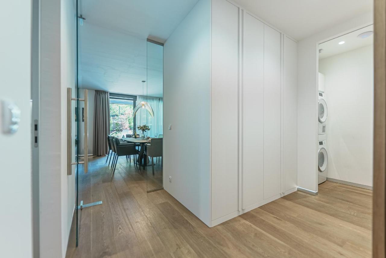 Prague Days - Stylish Apartments With Terrace - Parking - Quiet Area エクステリア 写真